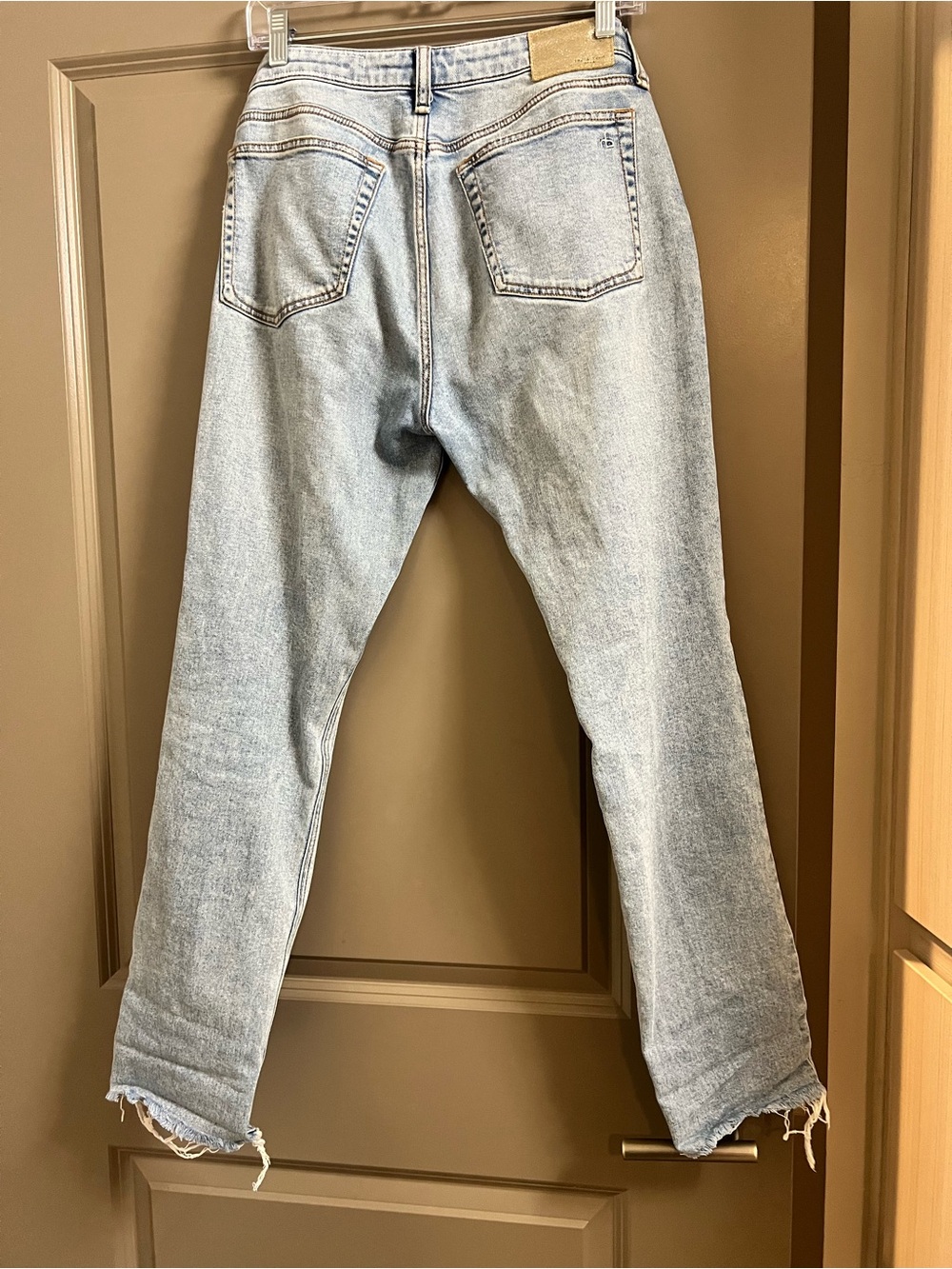 rag & bone Dre Low-Rise Slim Boyfriend Jeans Size 26 Color Daphne - Picture 4 of 7